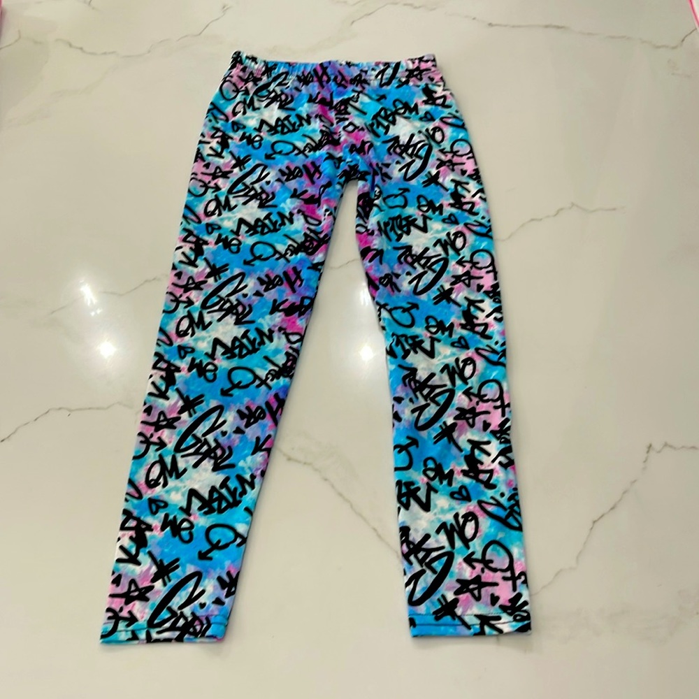 Dori Creations girls Graffiti leggings - size 12/14